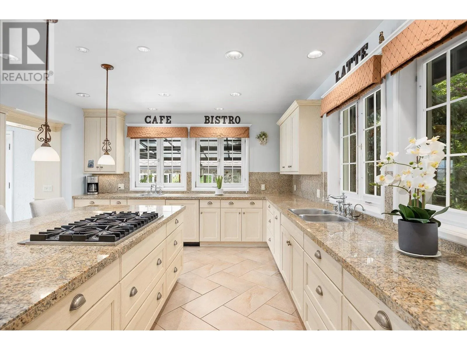 3105 Thacker Drive Unit# 7