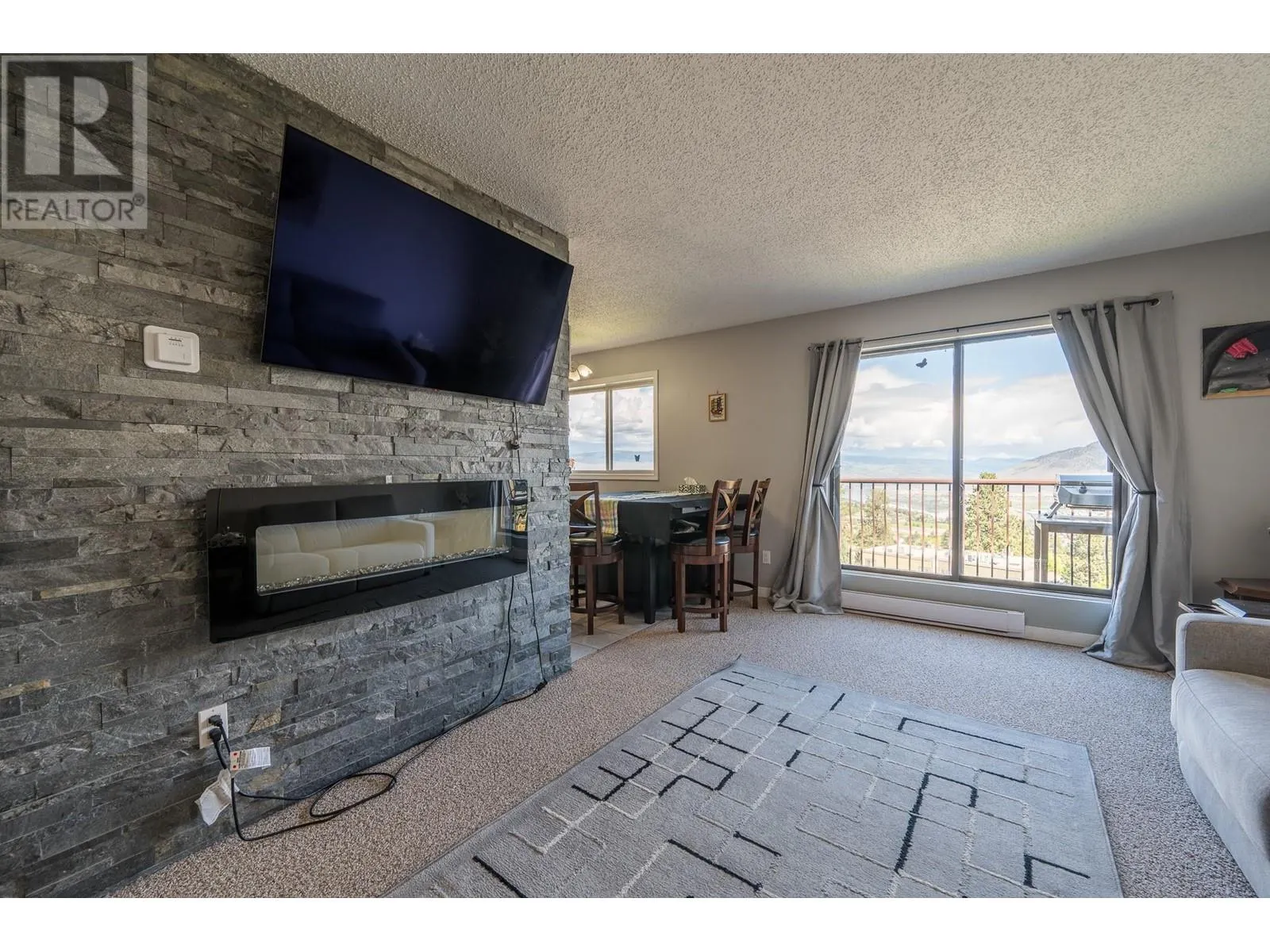 1810 Summit Drive Unit# 57