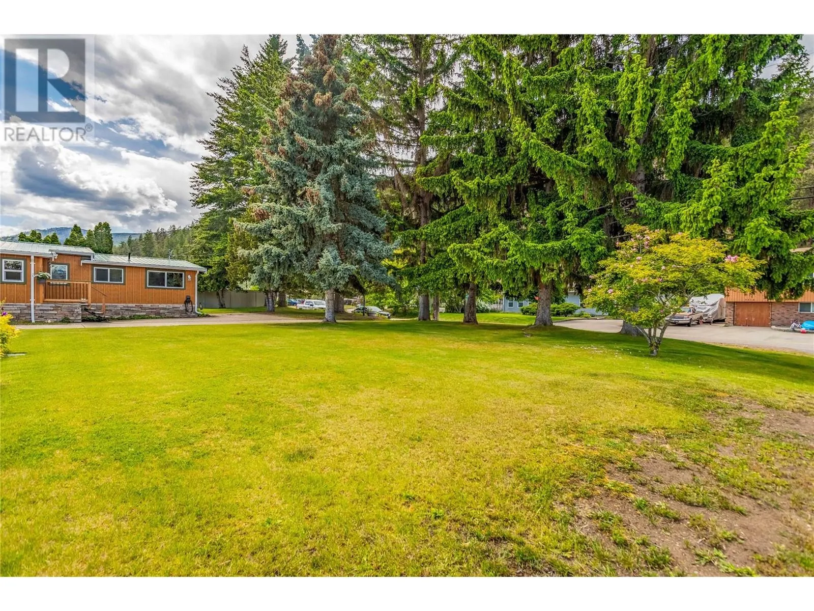 7281 Fintry Delta Road