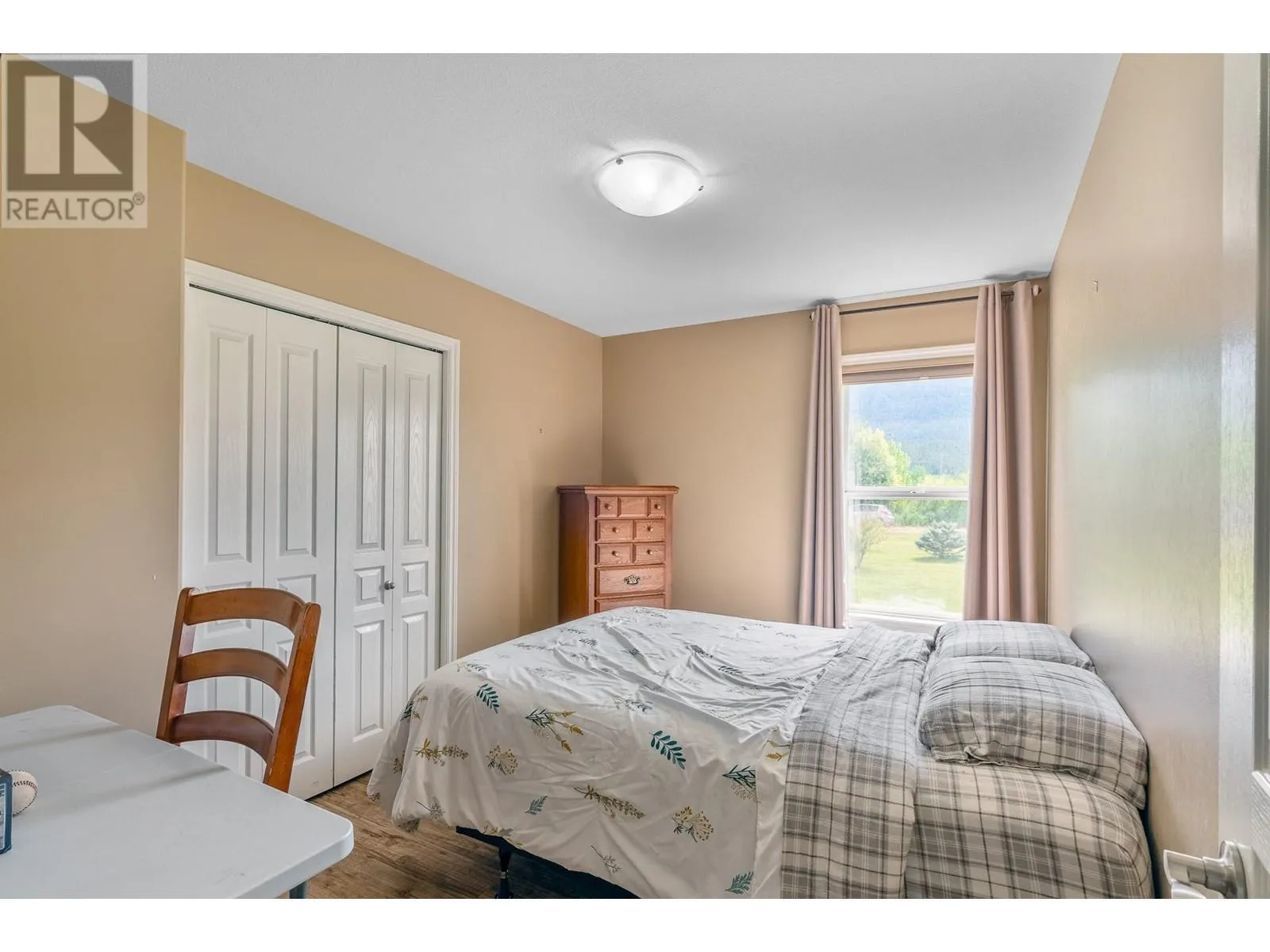 94 Tomkinson Road