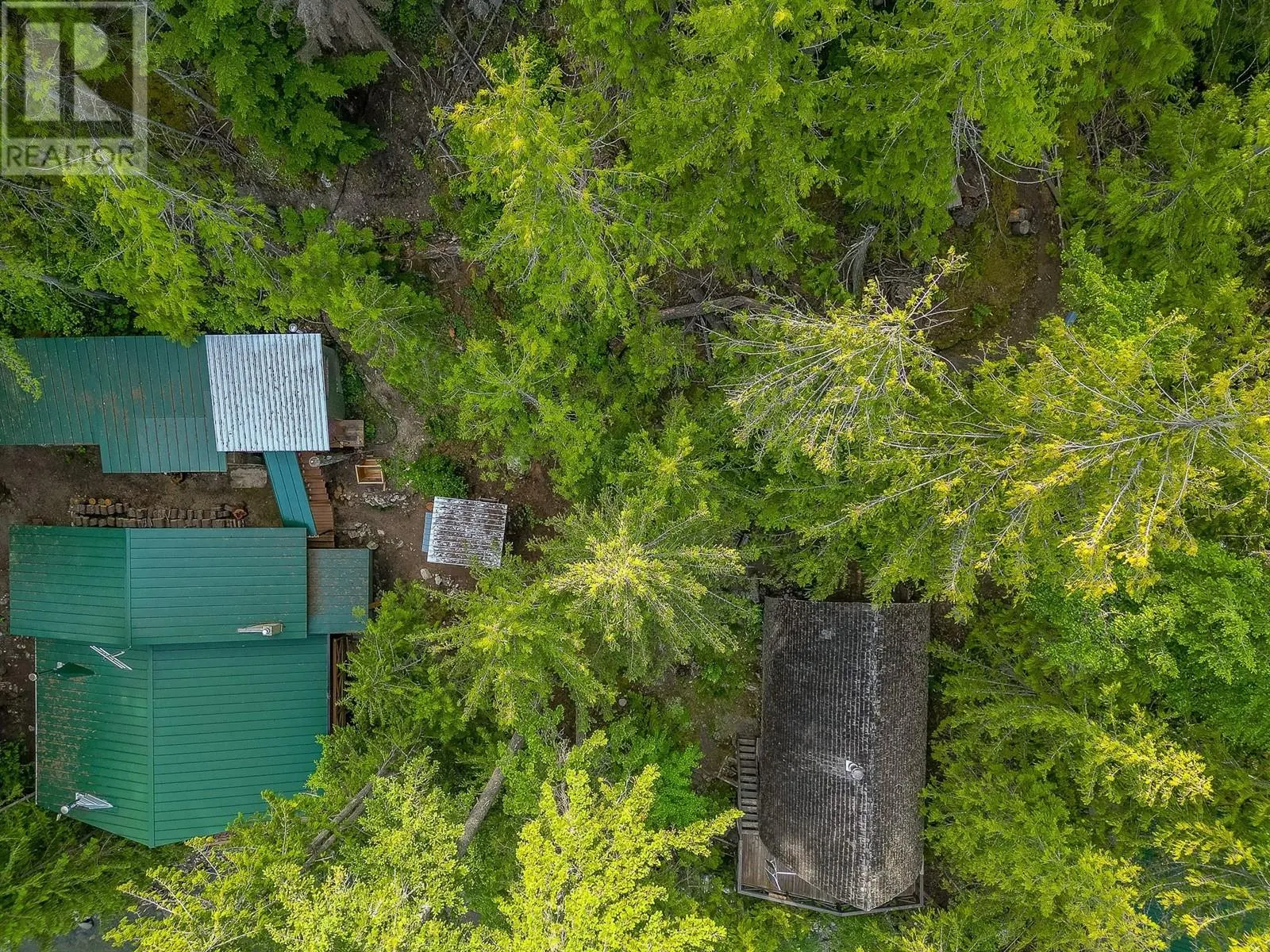 27 Crescent Bay