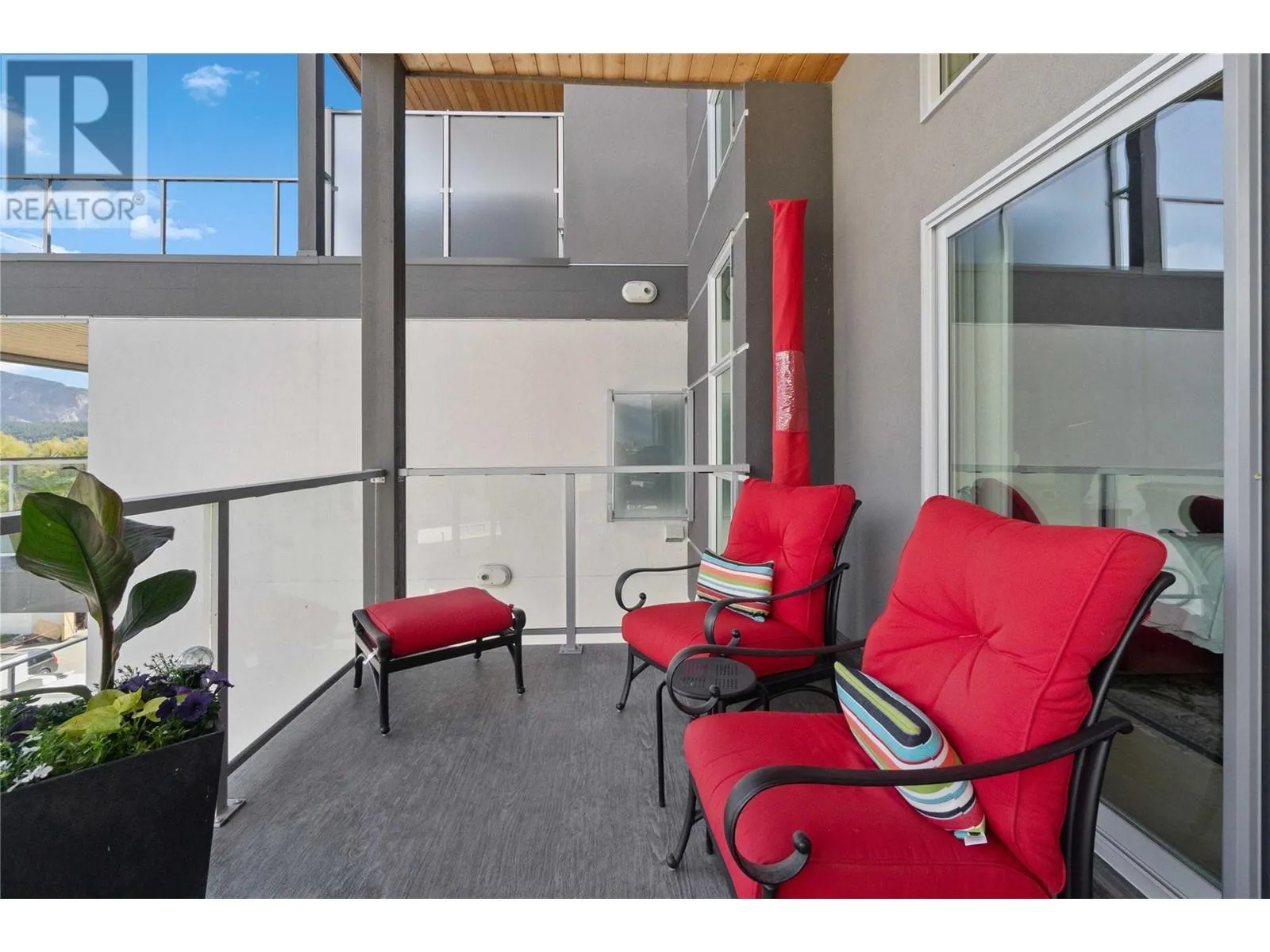 131 Harbourfront Drive NE Unit# 501