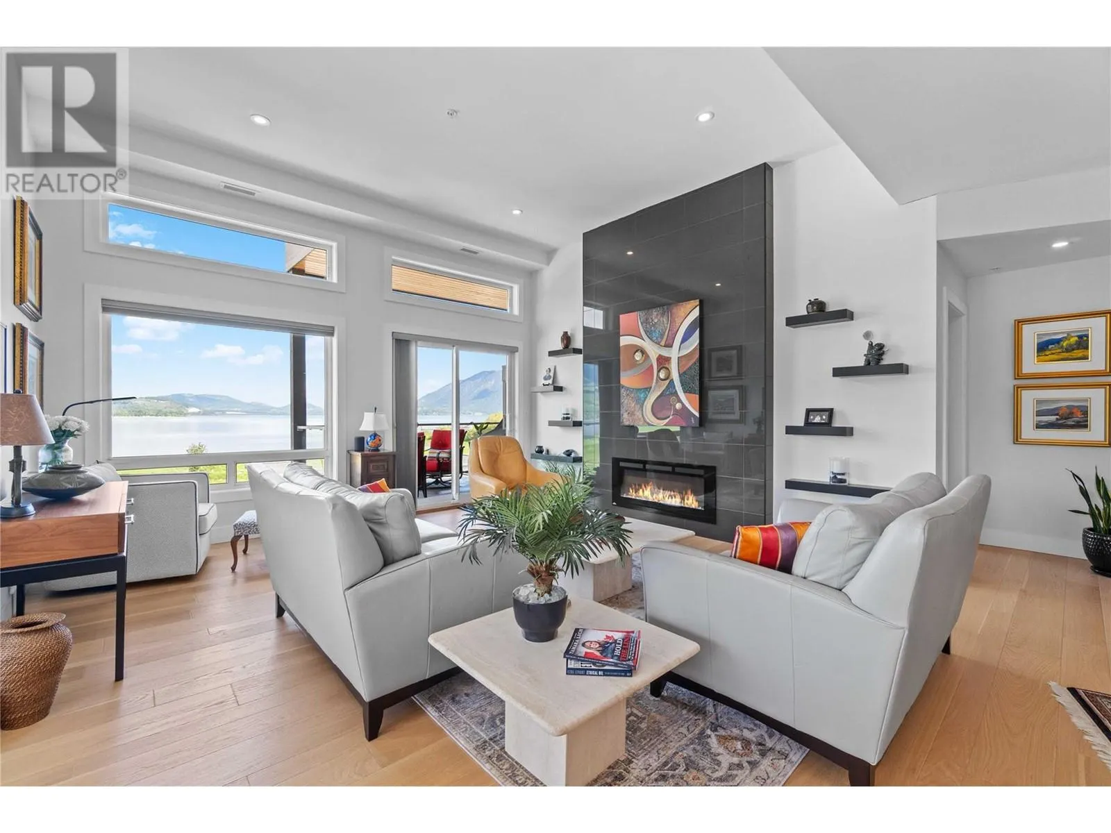 131 Harbourfront Drive NE Unit# 501