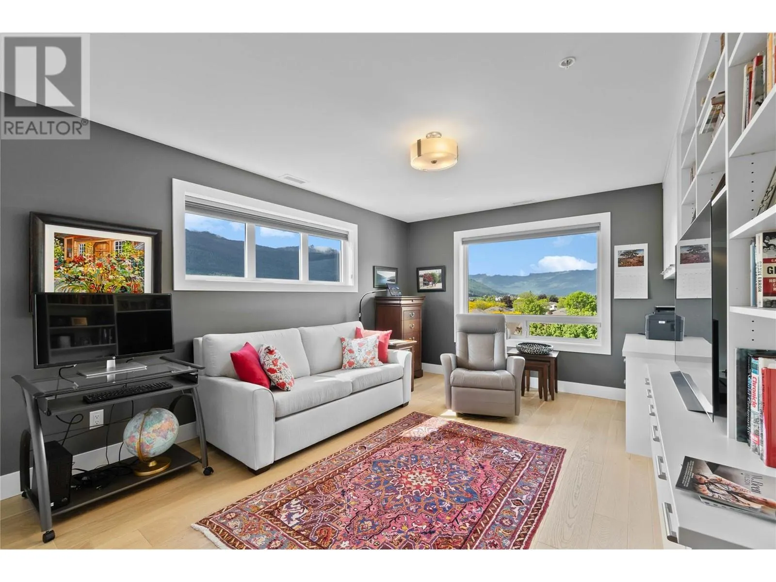 131 Harbourfront Drive NE Unit# 501