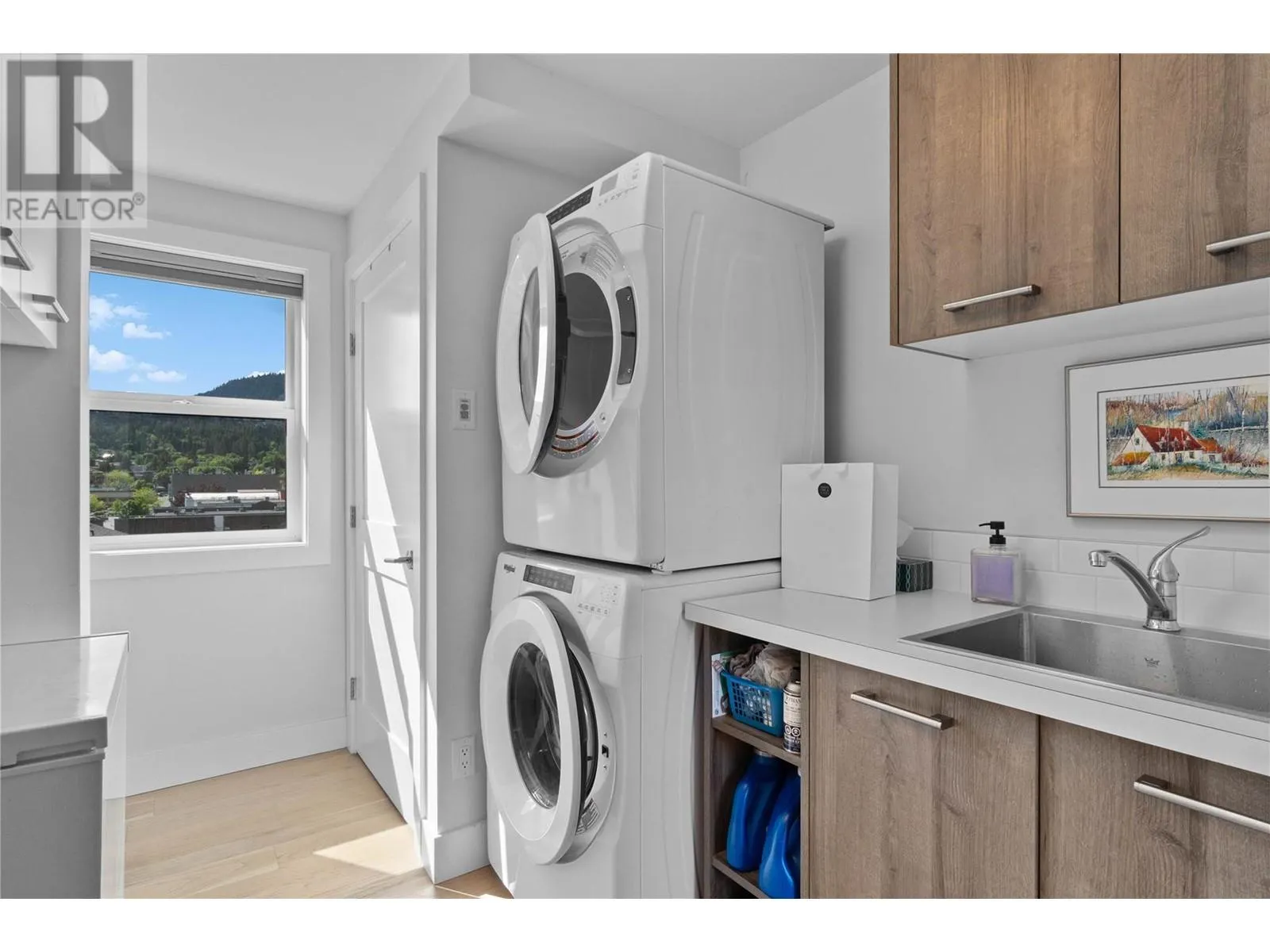 131 Harbourfront Drive NE Unit# 501