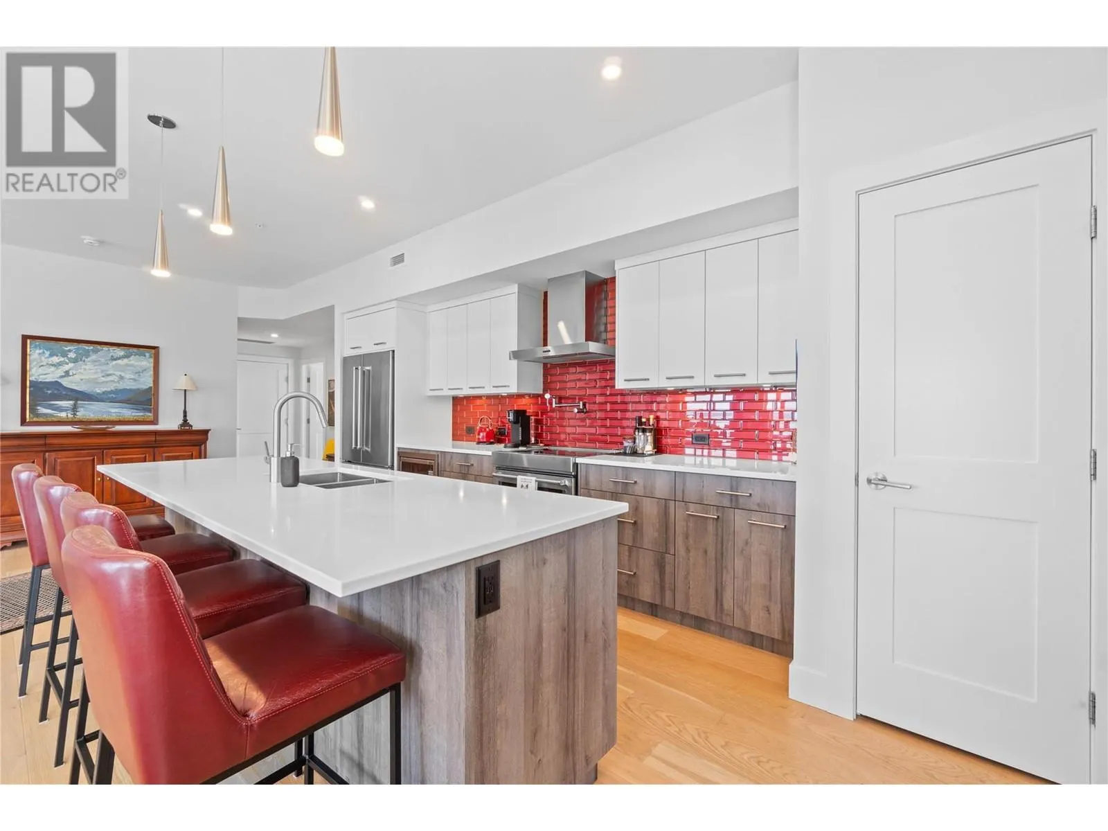 131 Harbourfront Drive NE Unit# 501