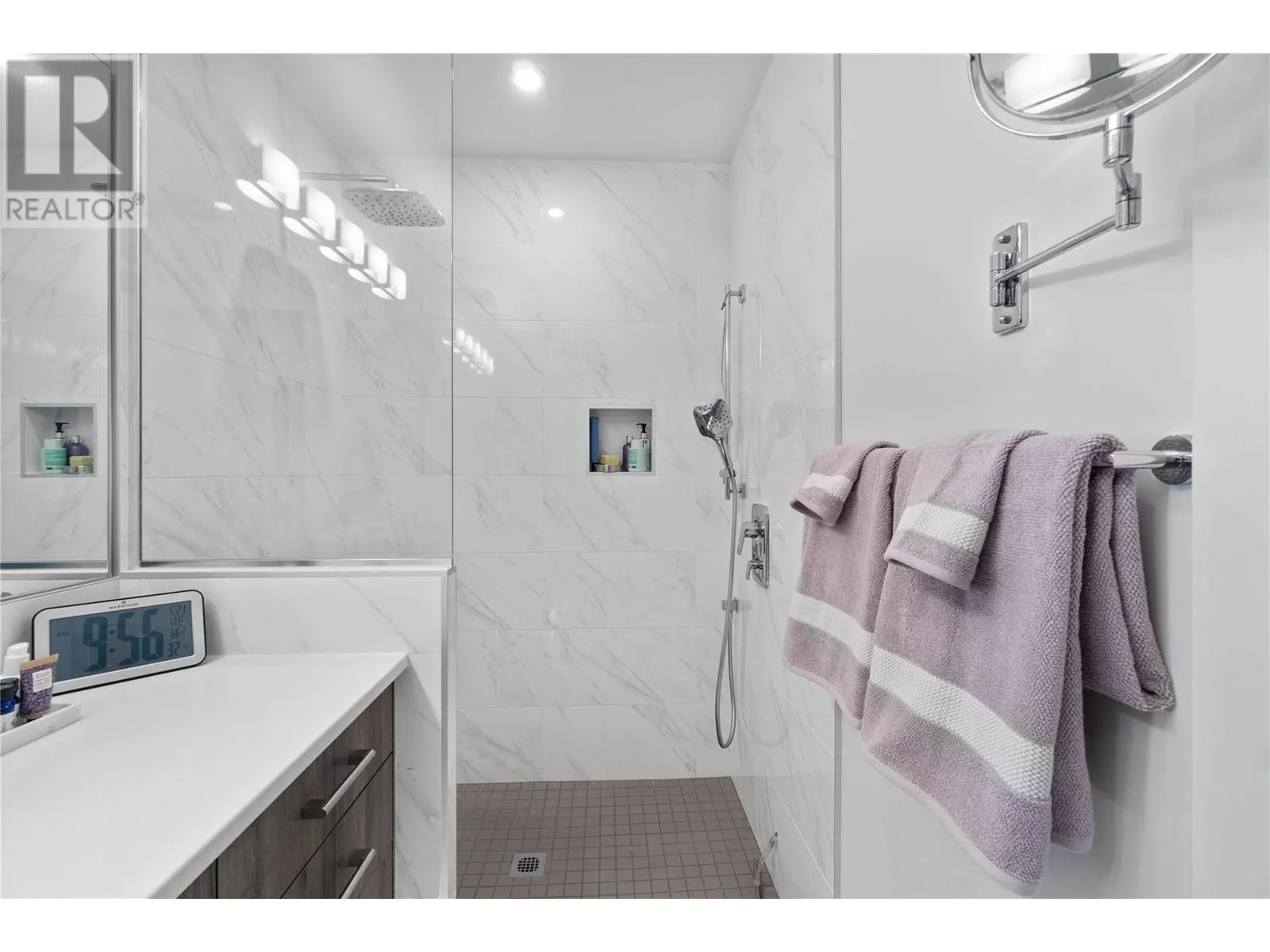 131 Harbourfront Drive NE Unit# 501