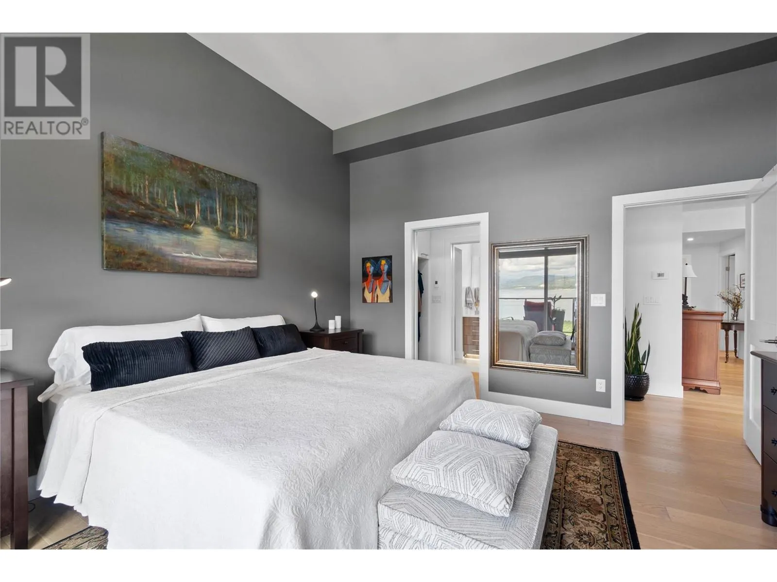131 Harbourfront Drive NE Unit# 501