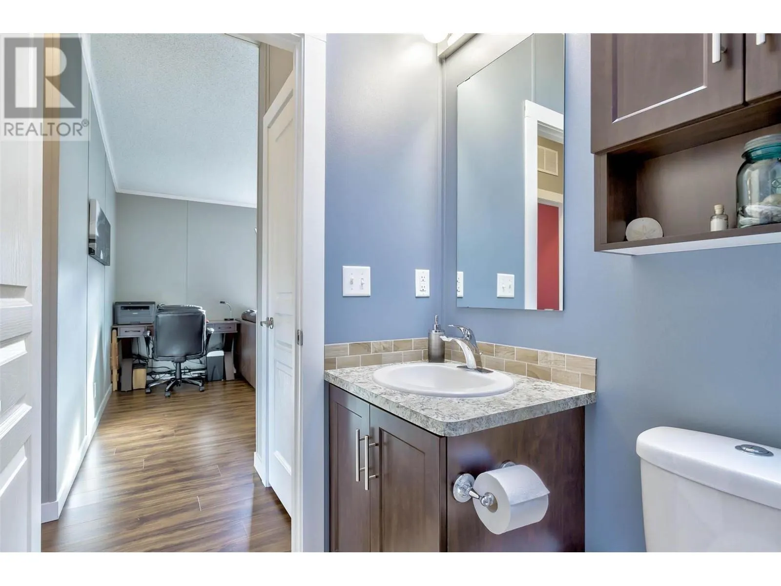 5155 Chute Lake Road Unit# 103