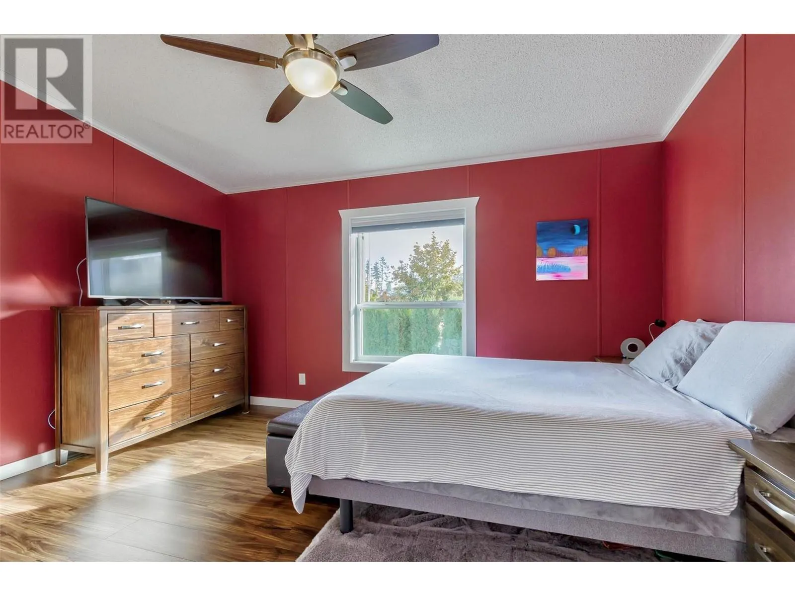 5155 Chute Lake Road Unit# 103
