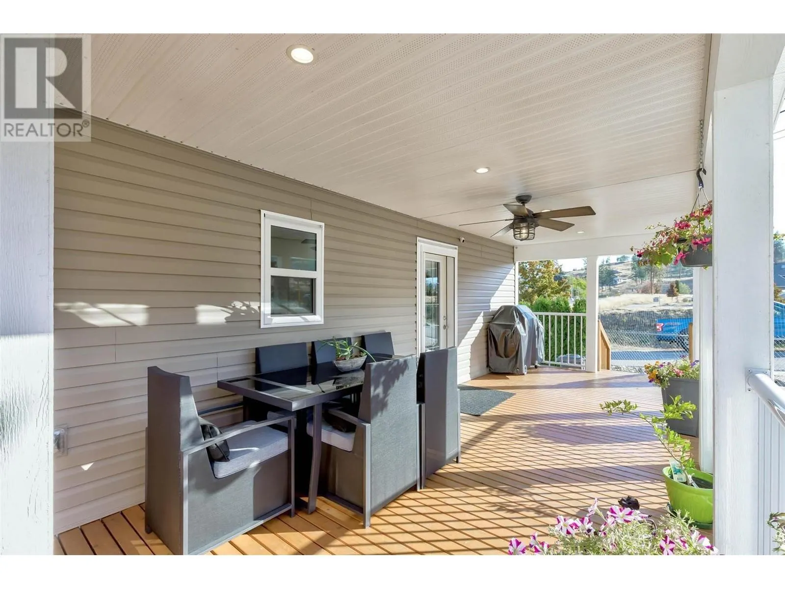 5155 Chute Lake Road Unit# 103