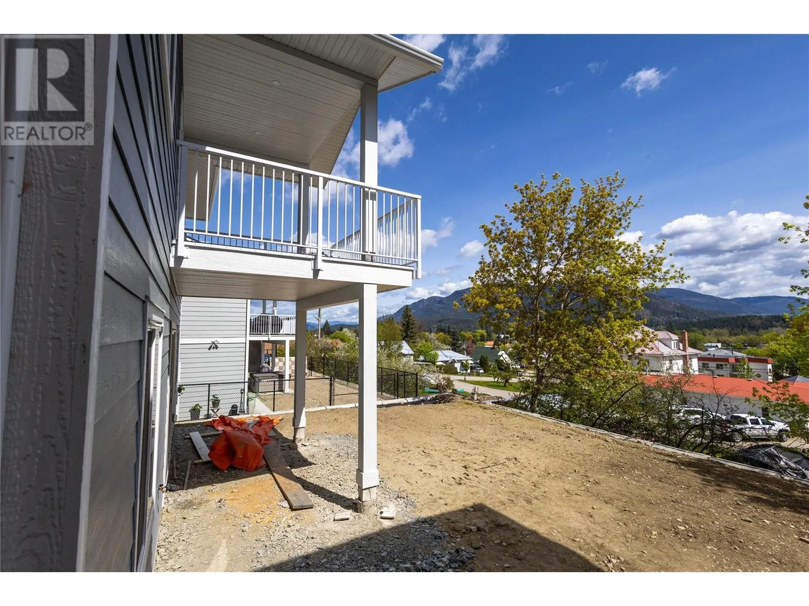 806 Cliff Avenue Unit# 102