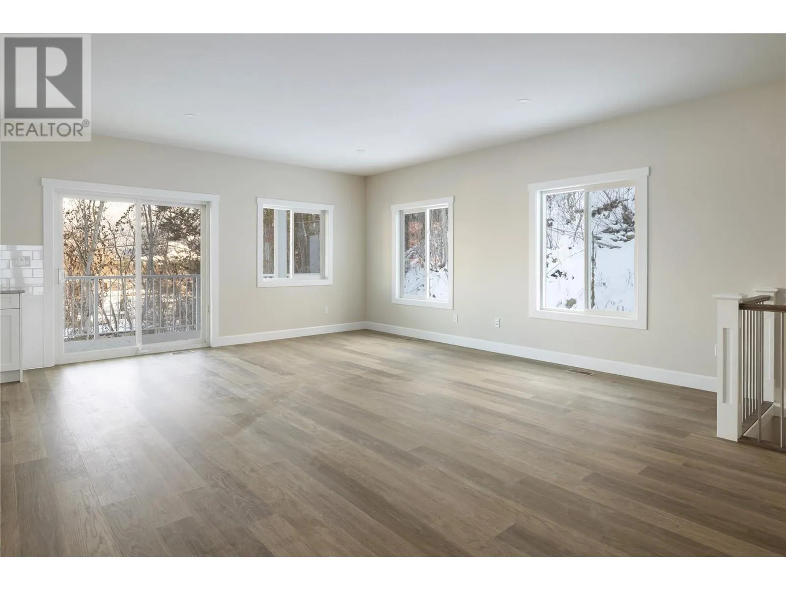 806 Cliff Avenue Unit# 102