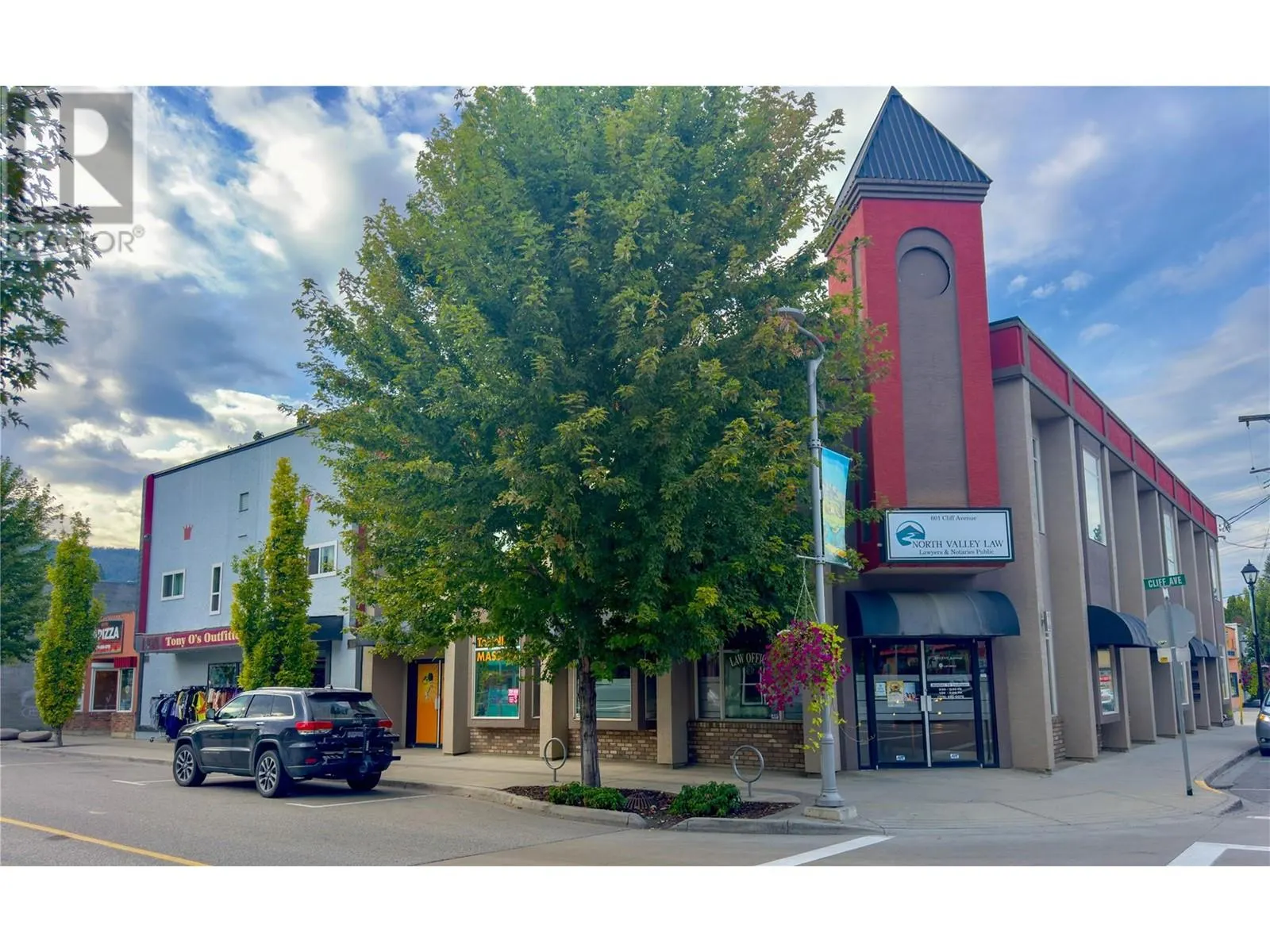 806 Cliff Avenue Unit# 102