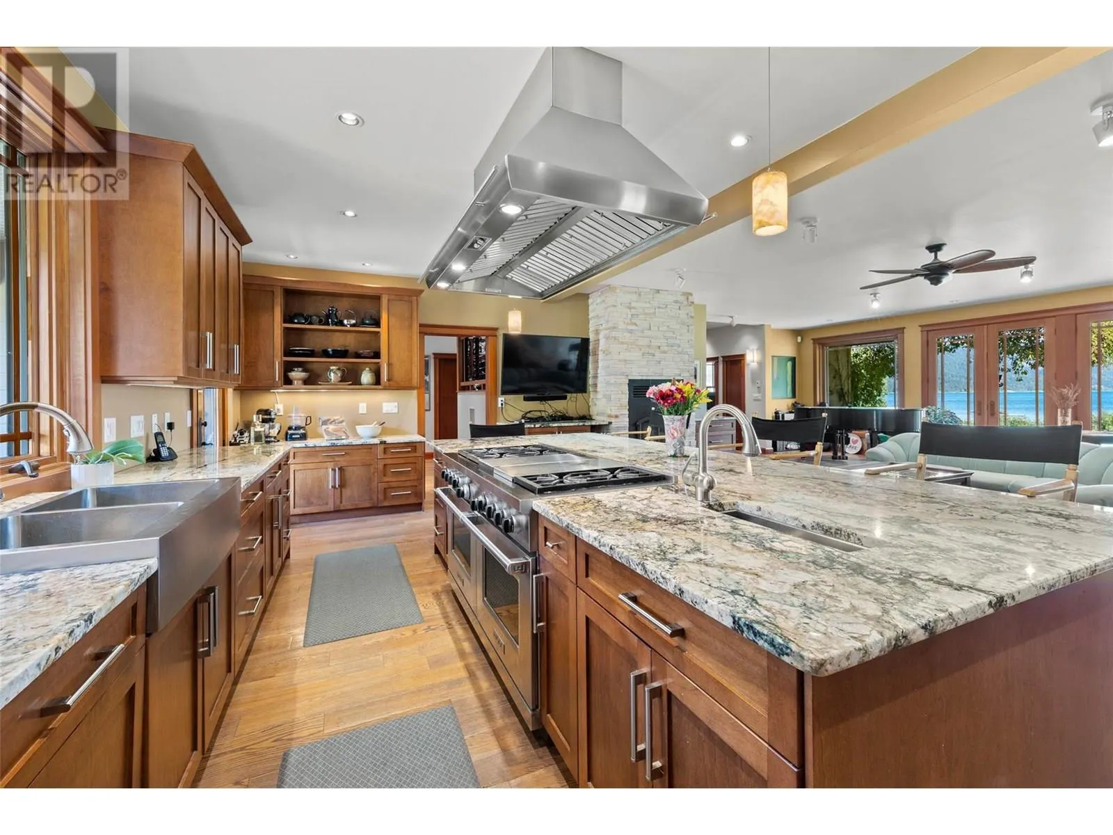 3832 Pakka Road