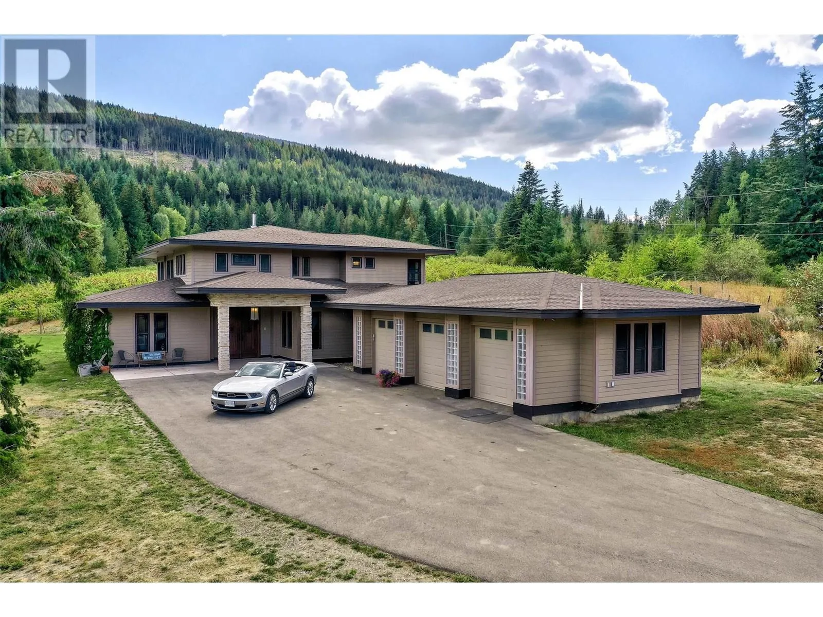 3832 Pakka Road