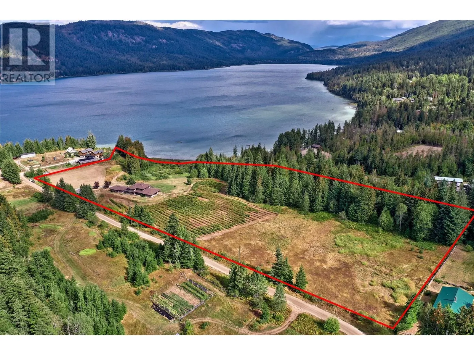 3832 Pakka Road