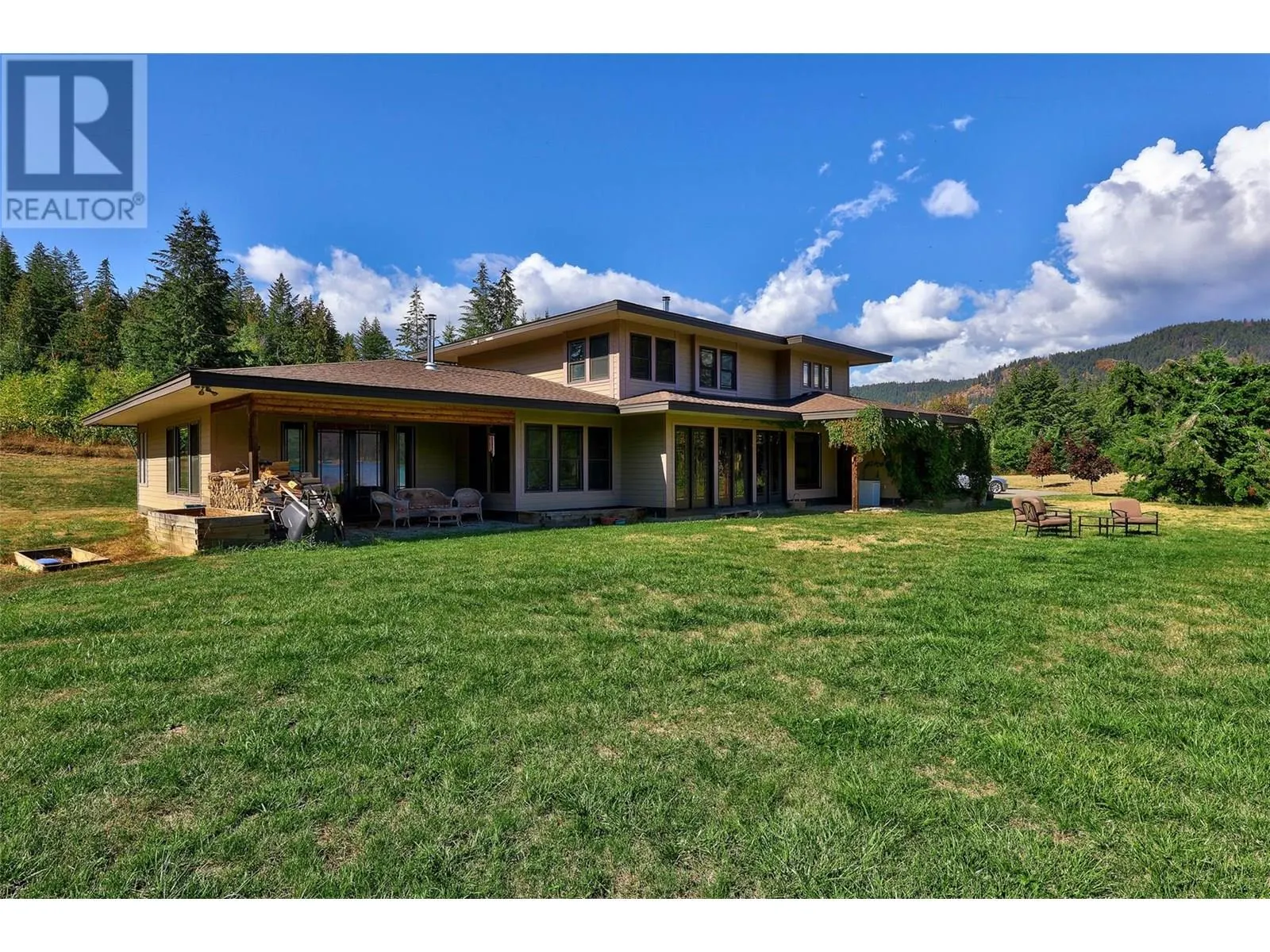3832 Pakka Road