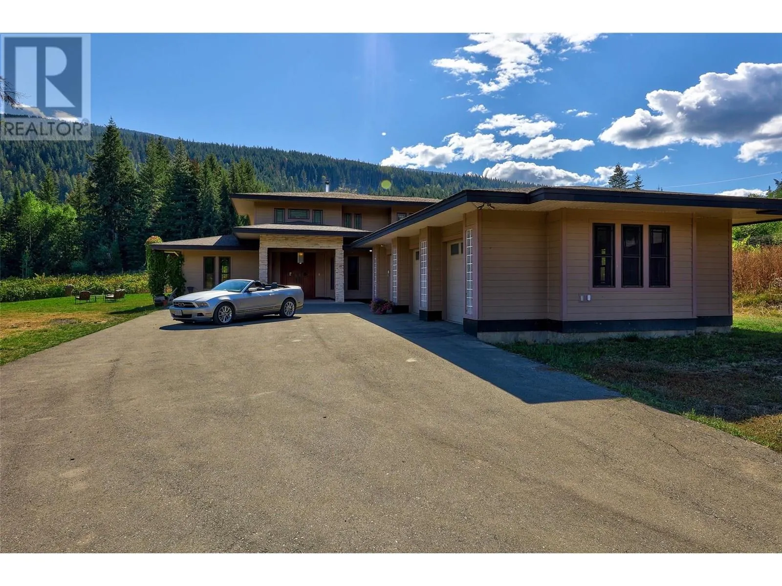 3832 Pakka Road