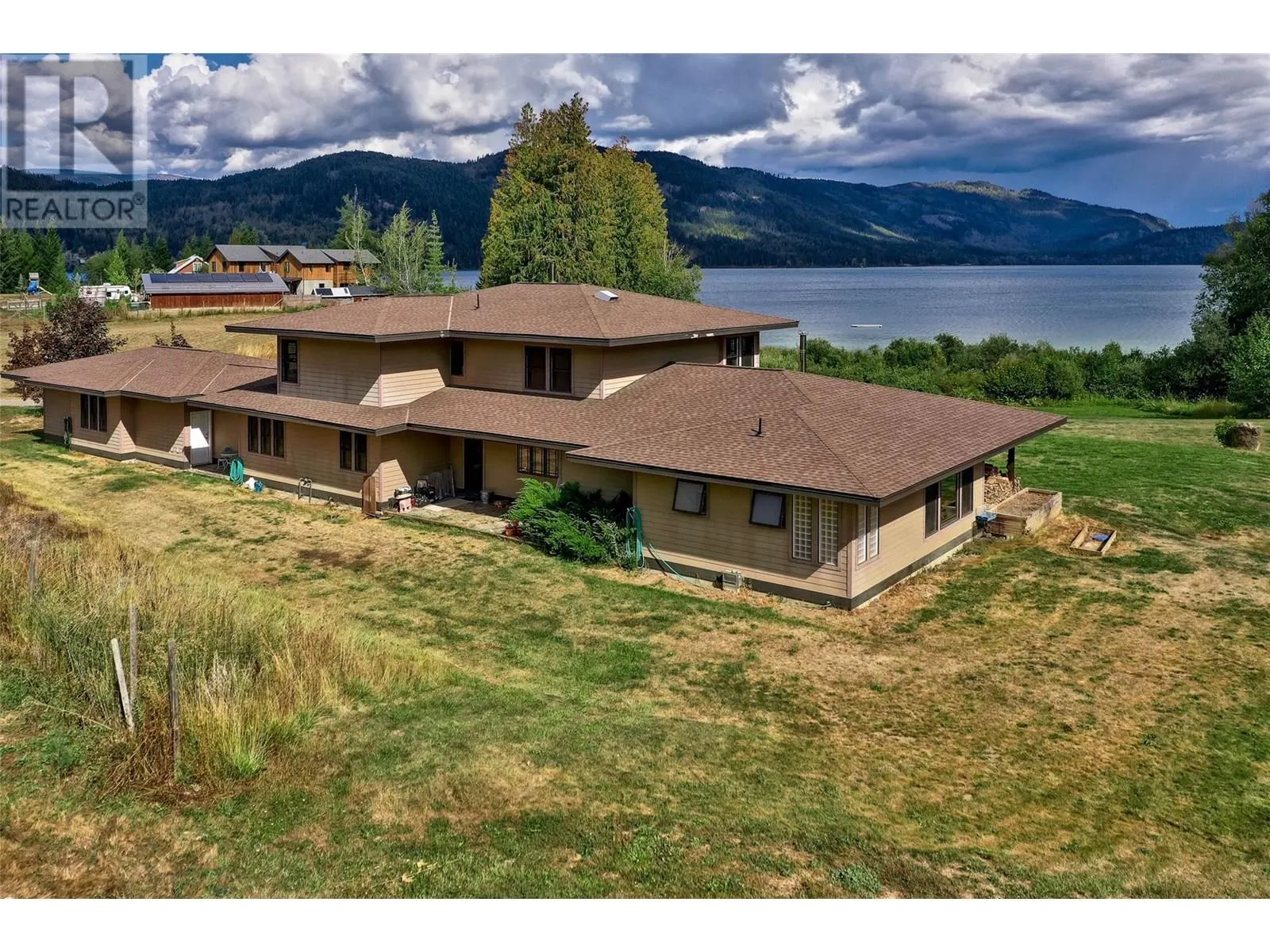 3832 Pakka Road