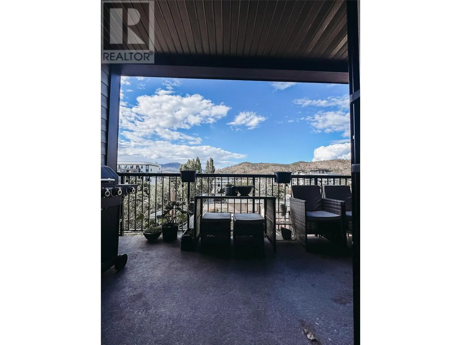 660 Cawston Avenue Unit# 410
