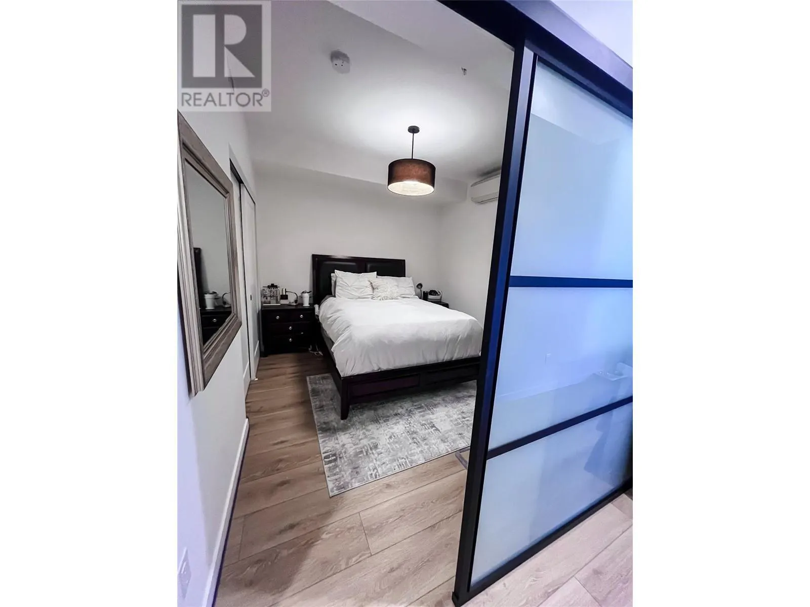 660 Cawston Avenue Unit# 410