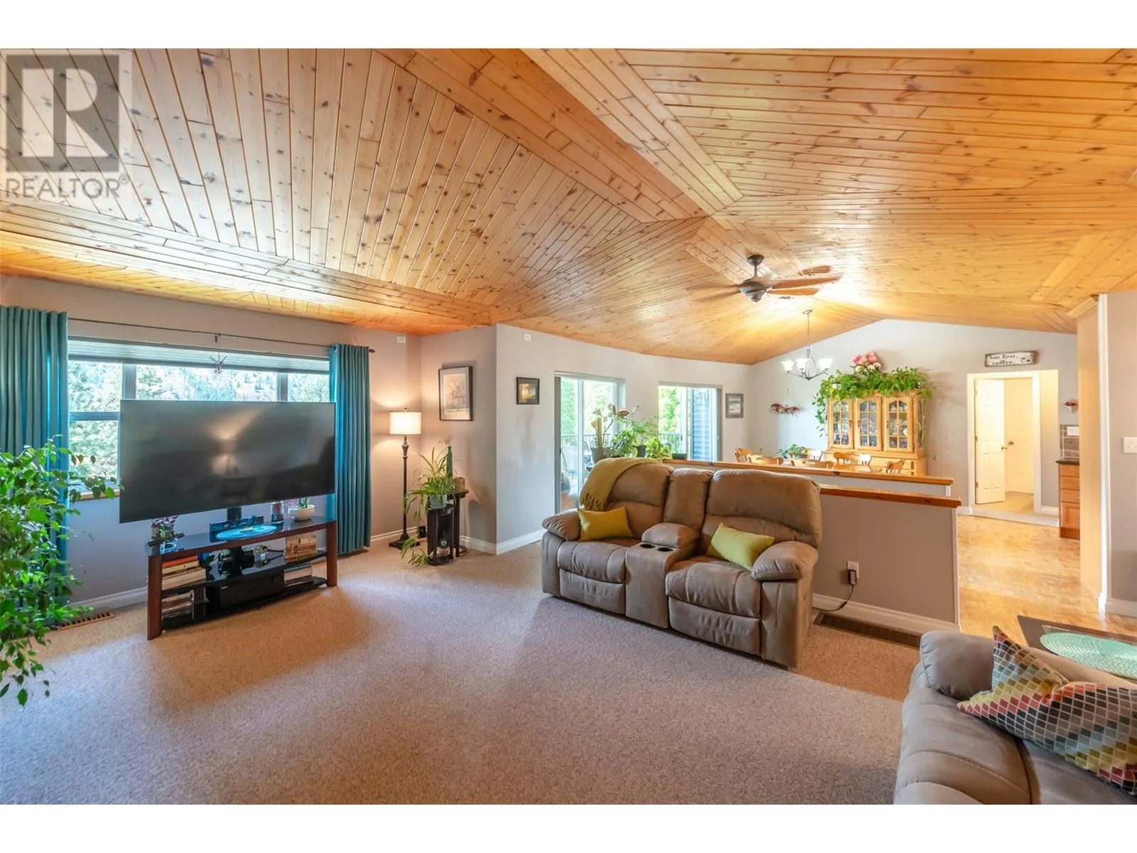 1332 Peachcliff Drive