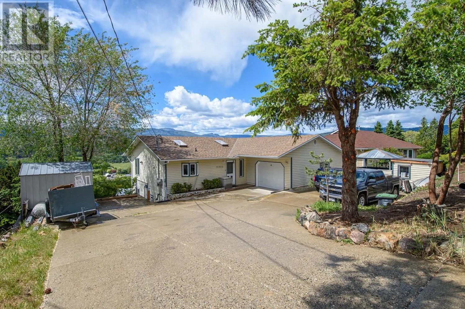 10950 Darlene Road