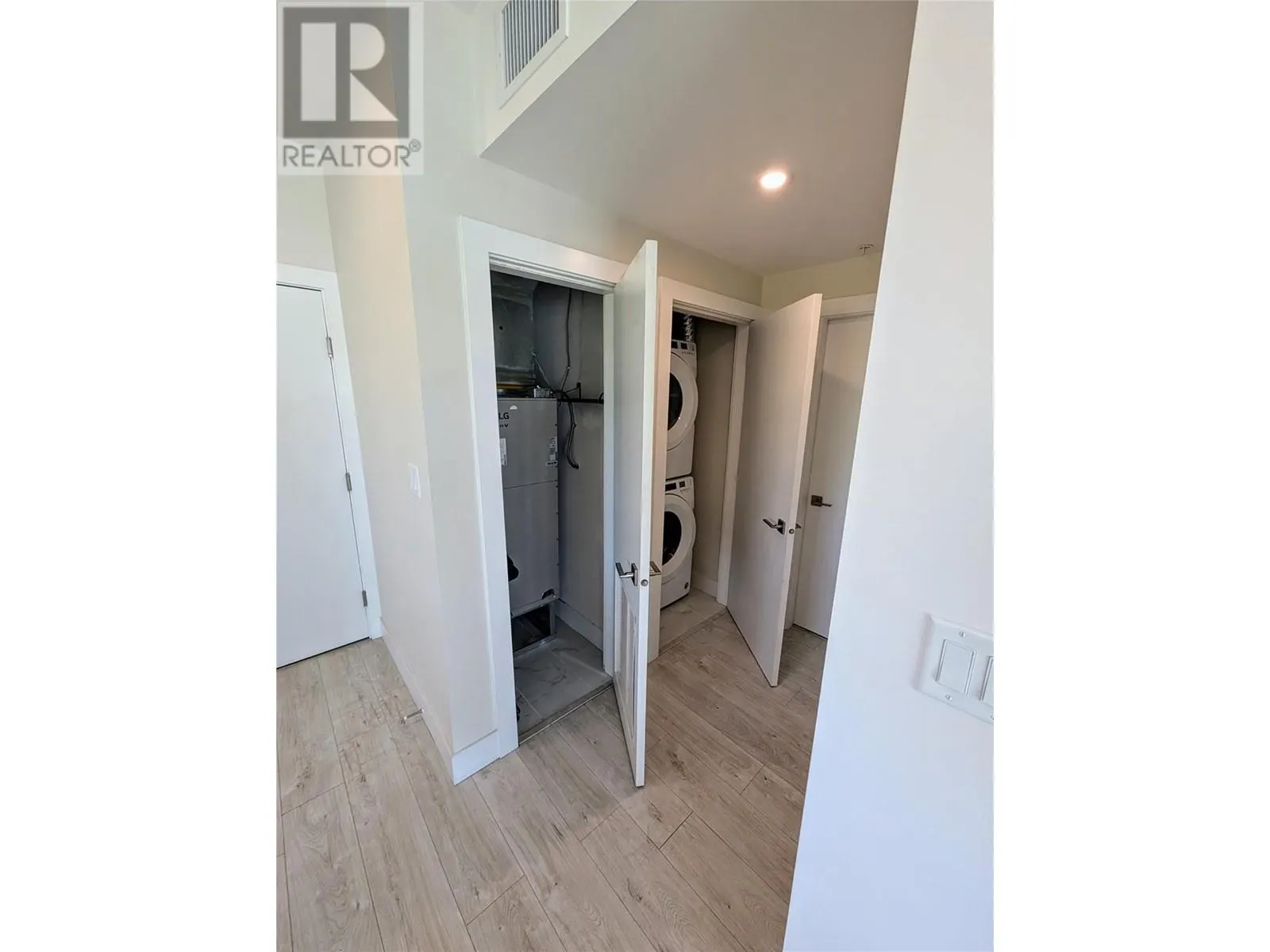 1925 Enterprise Way Unit# 403