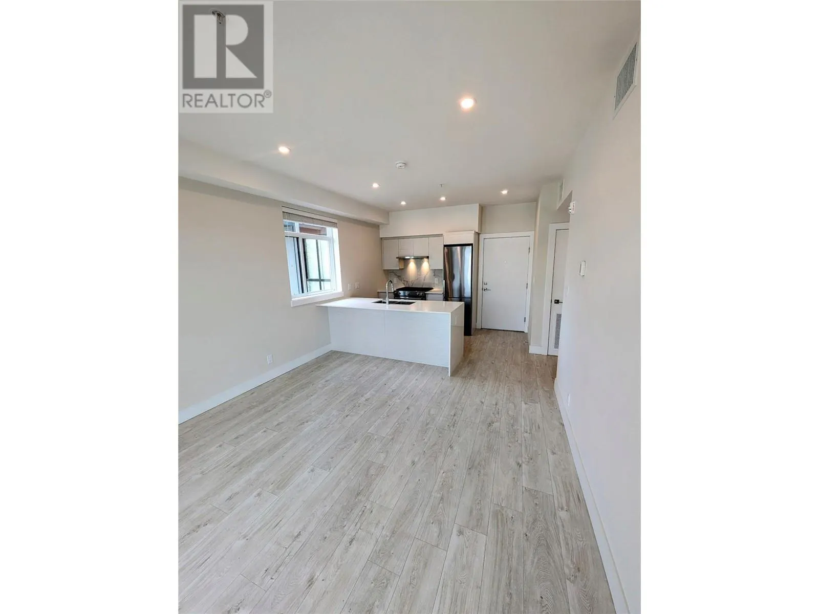 1925 Enterprise Way Unit# 403