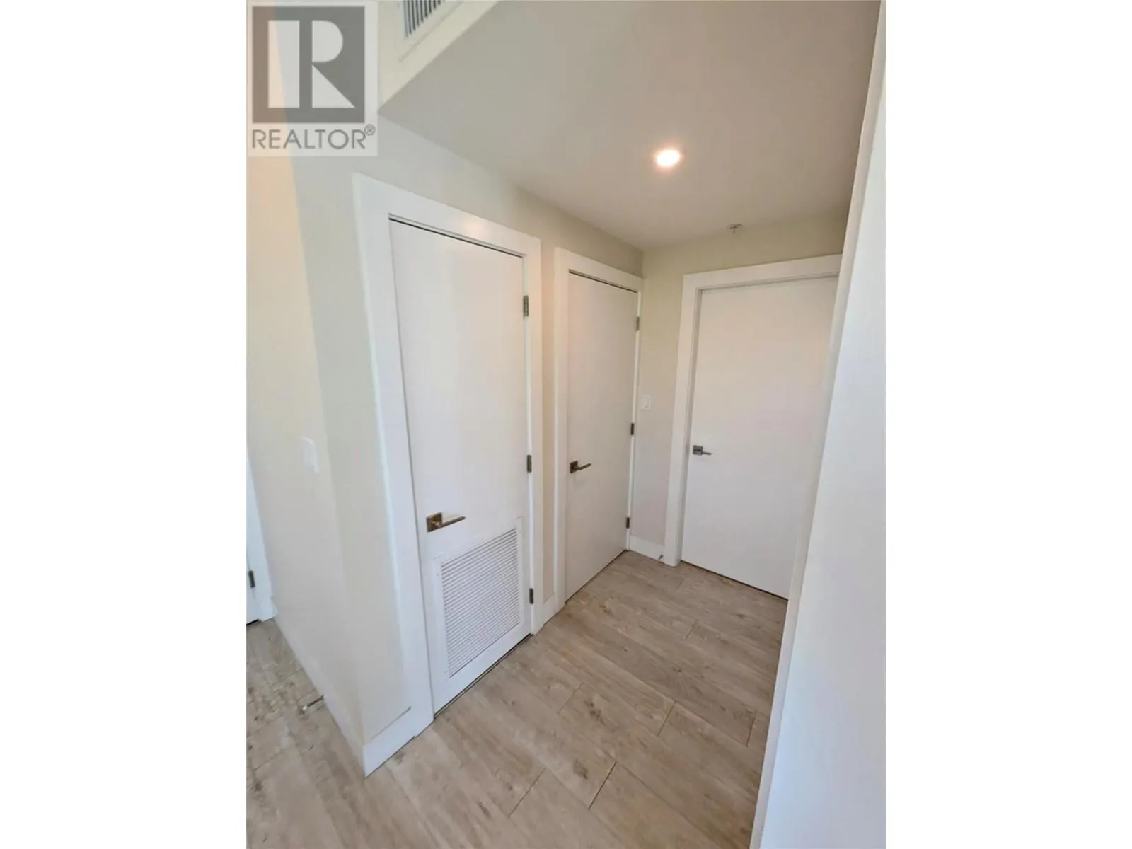 1925 Enterprise Way Unit# 403