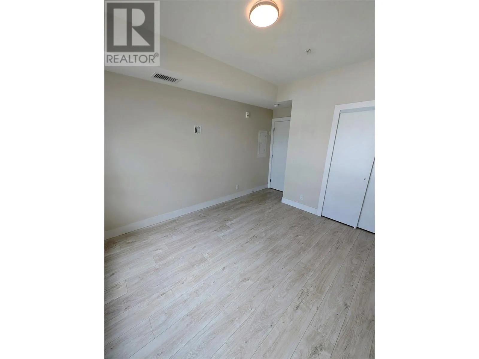1925 Enterprise Way Unit# 403