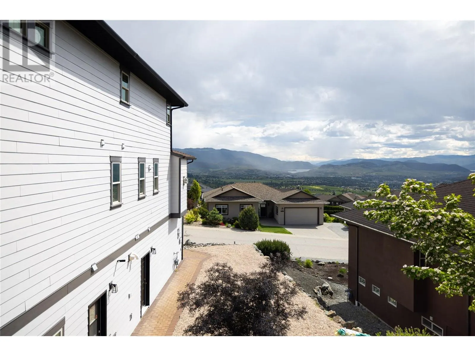 1433 Red Mountain Place