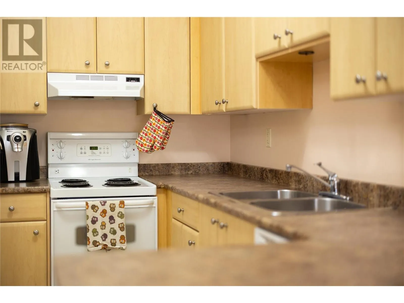 1433 Red Mountain Place