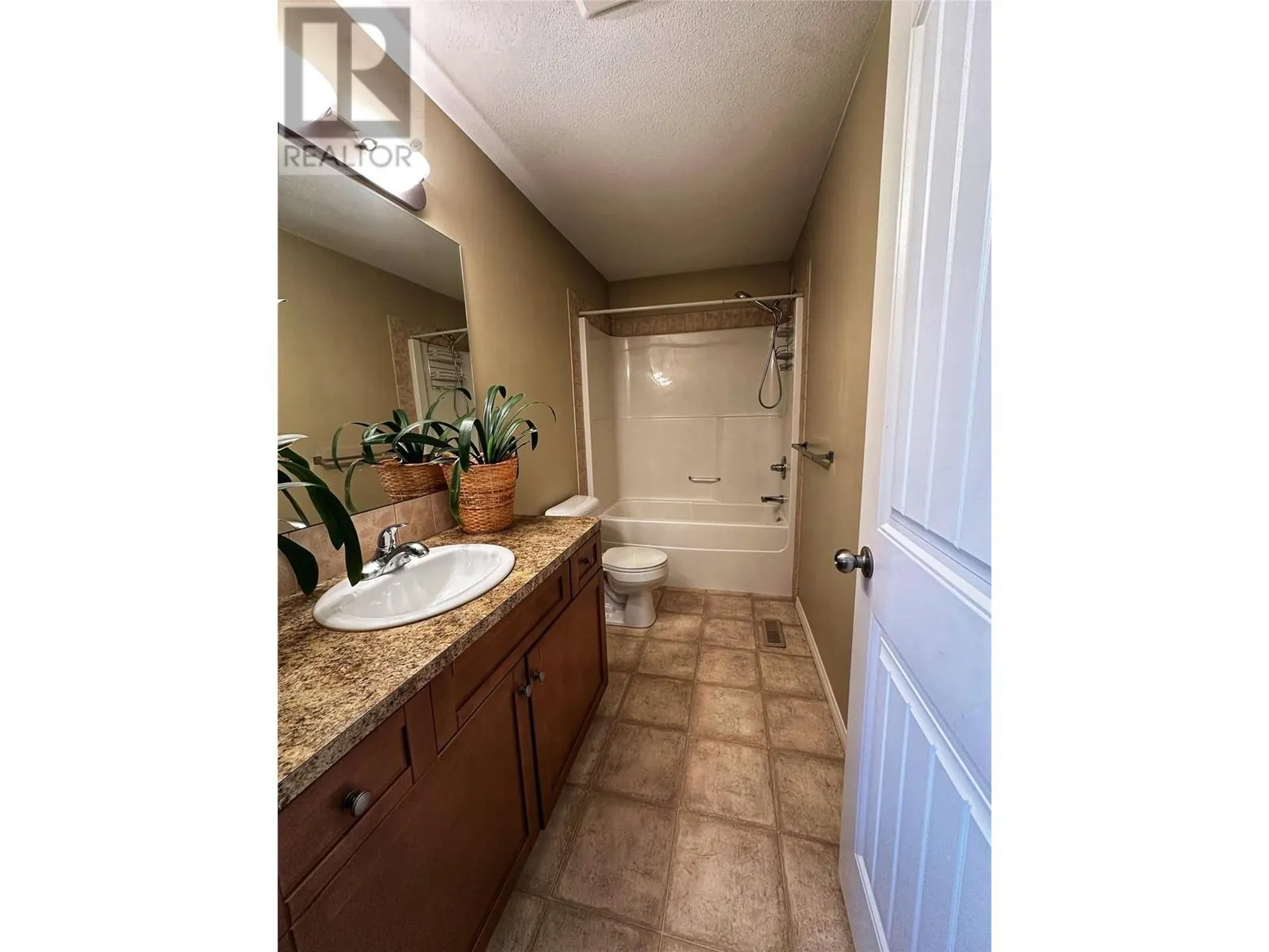 5901 Heritage Drive Unit# 5