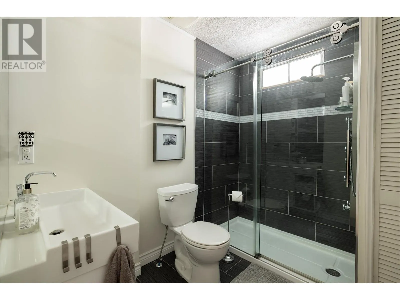 525 Guildford Court