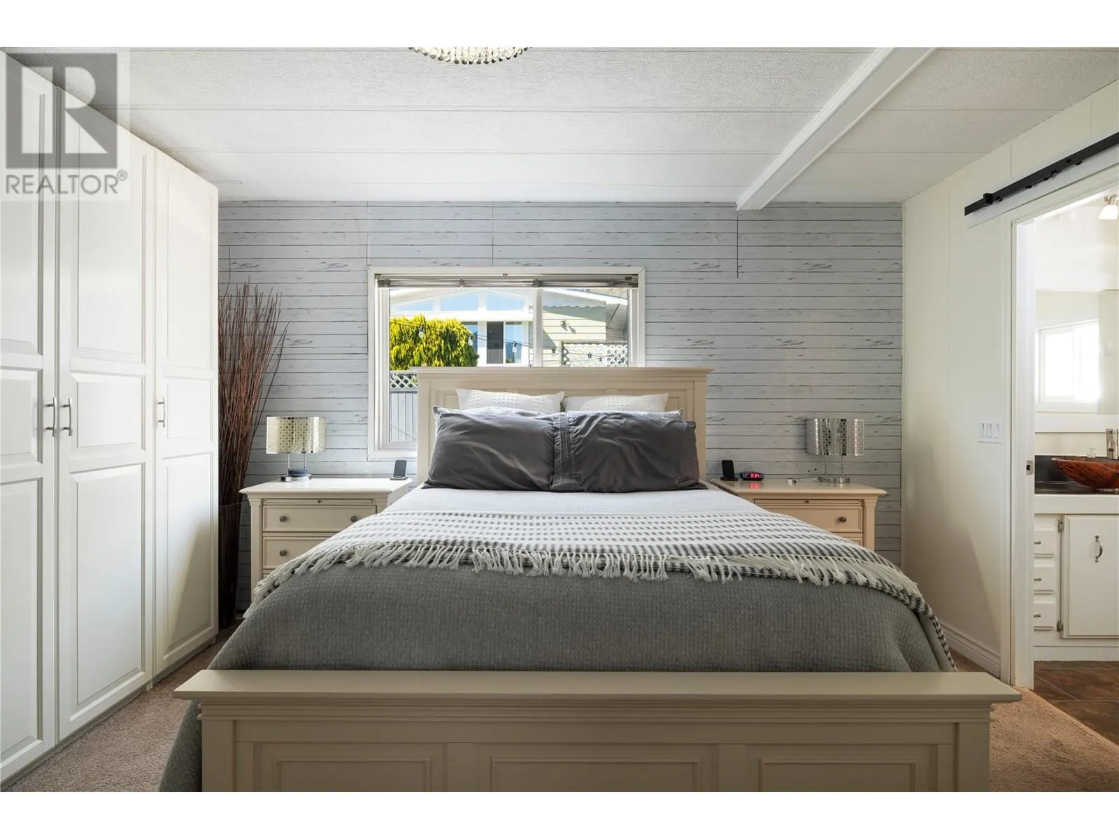 525 Guildford Court