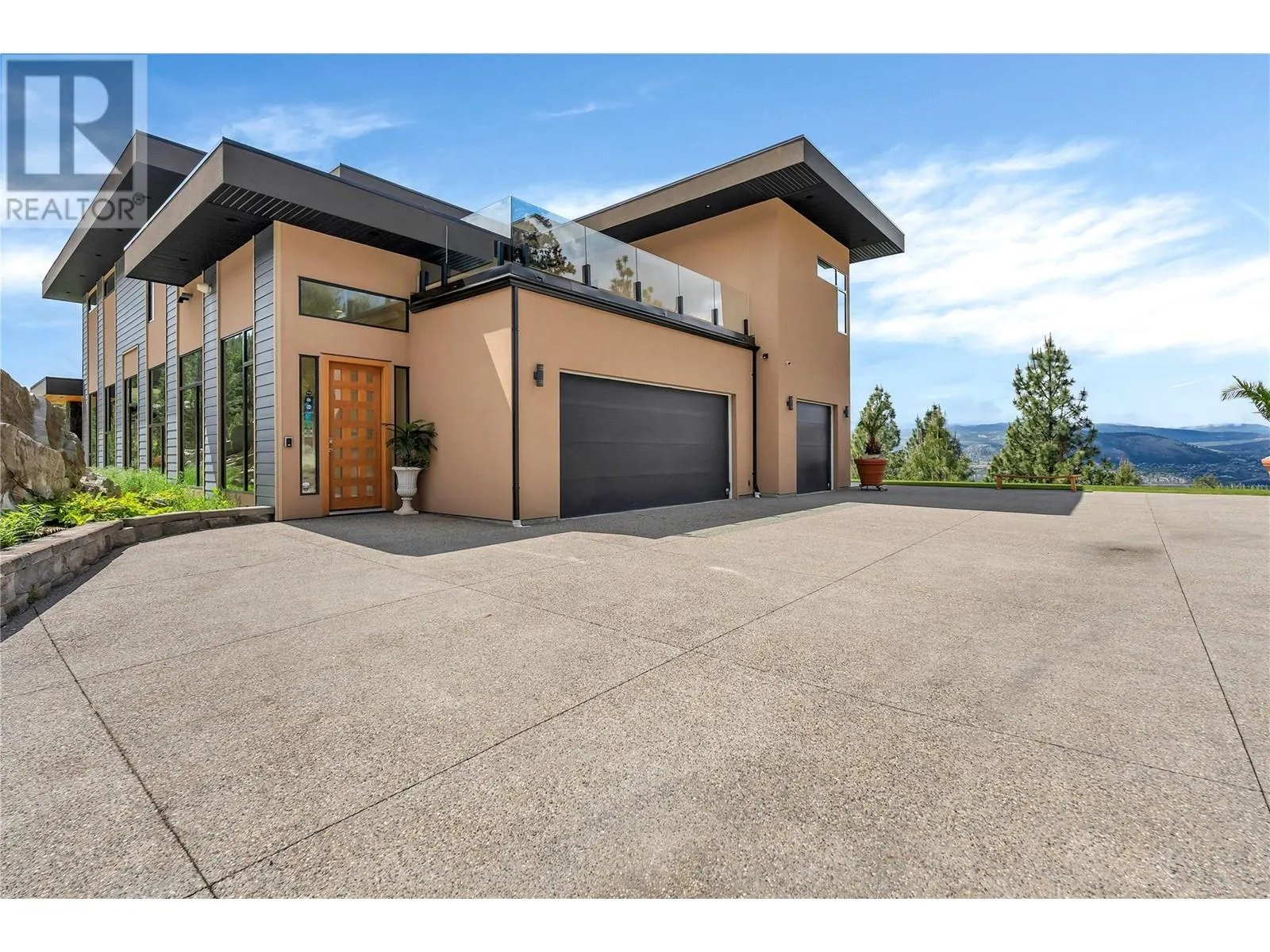 121 Flagstone Rise
