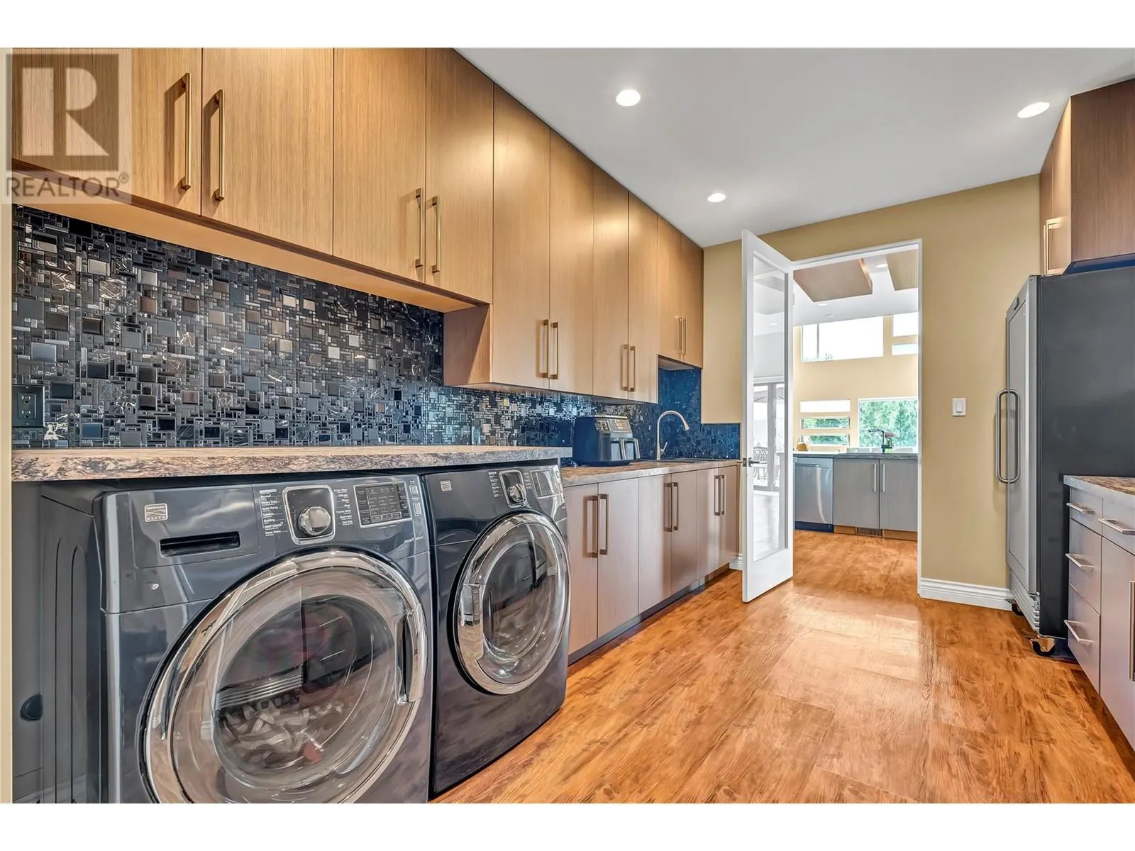 121 Flagstone Rise