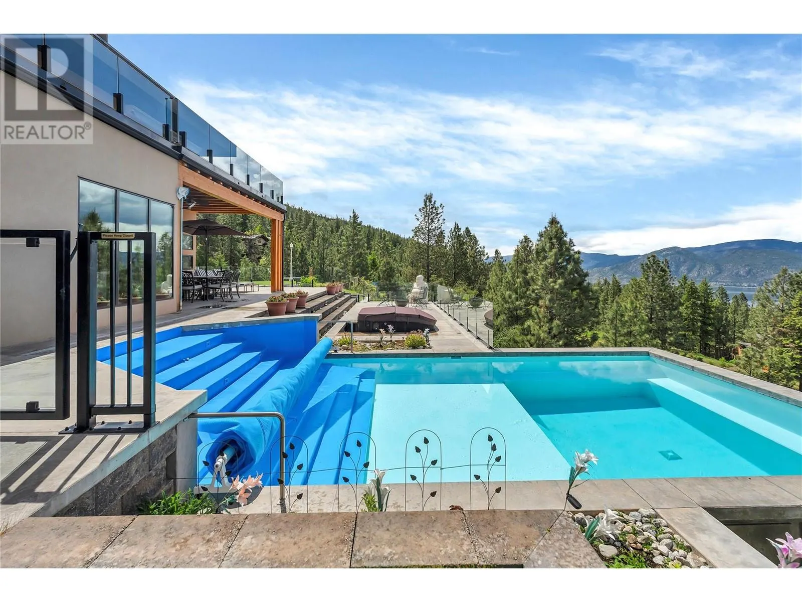121 Flagstone Rise