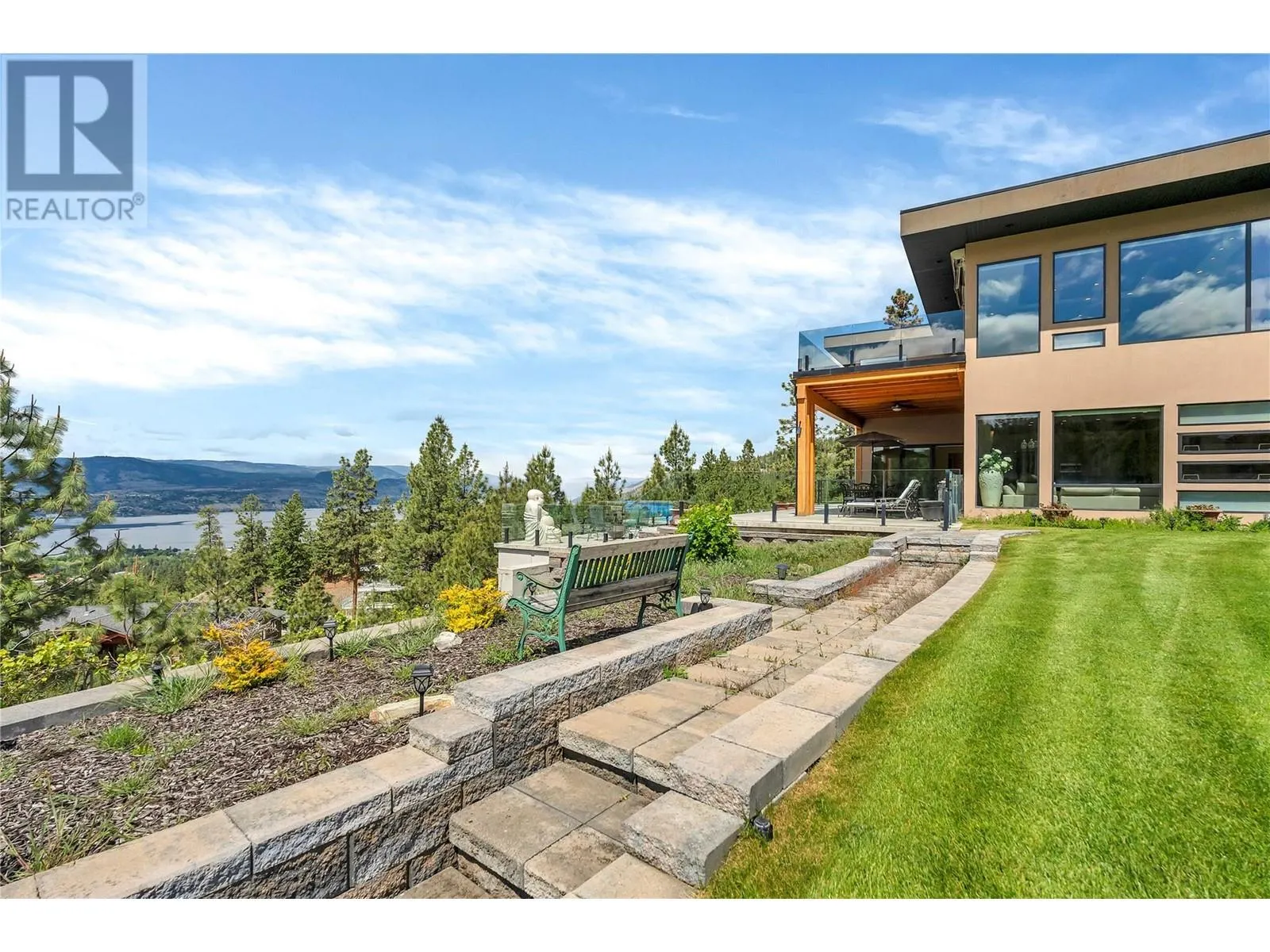 121 Flagstone Rise