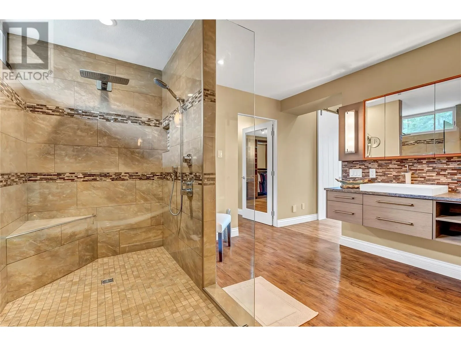 121 Flagstone Rise