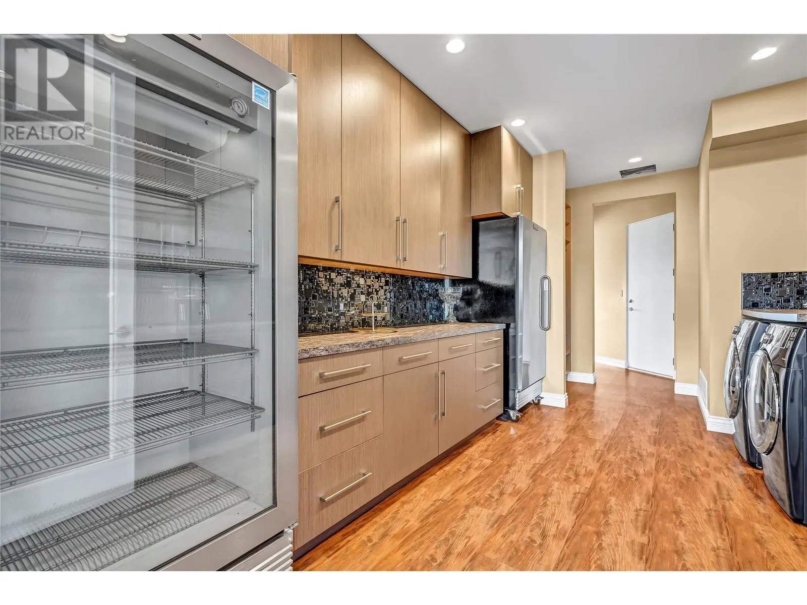 121 Flagstone Rise