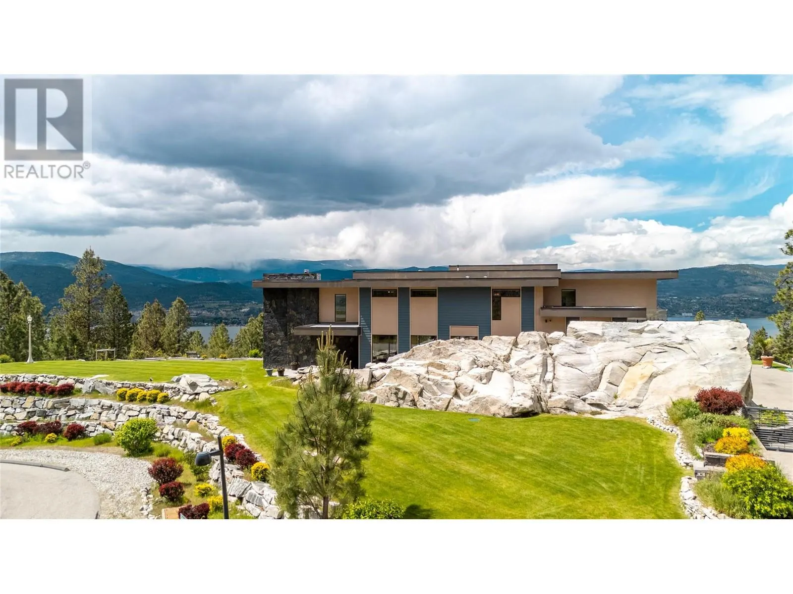121 Flagstone Rise