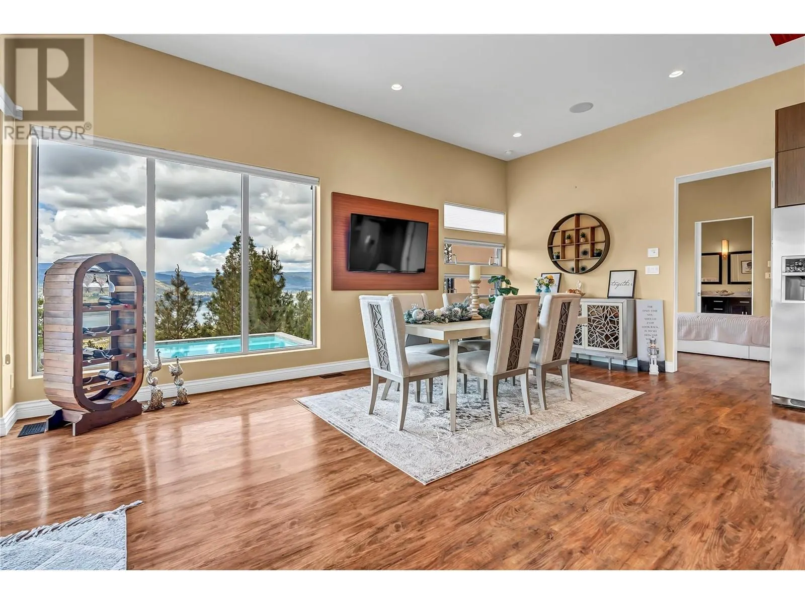 121 Flagstone Rise