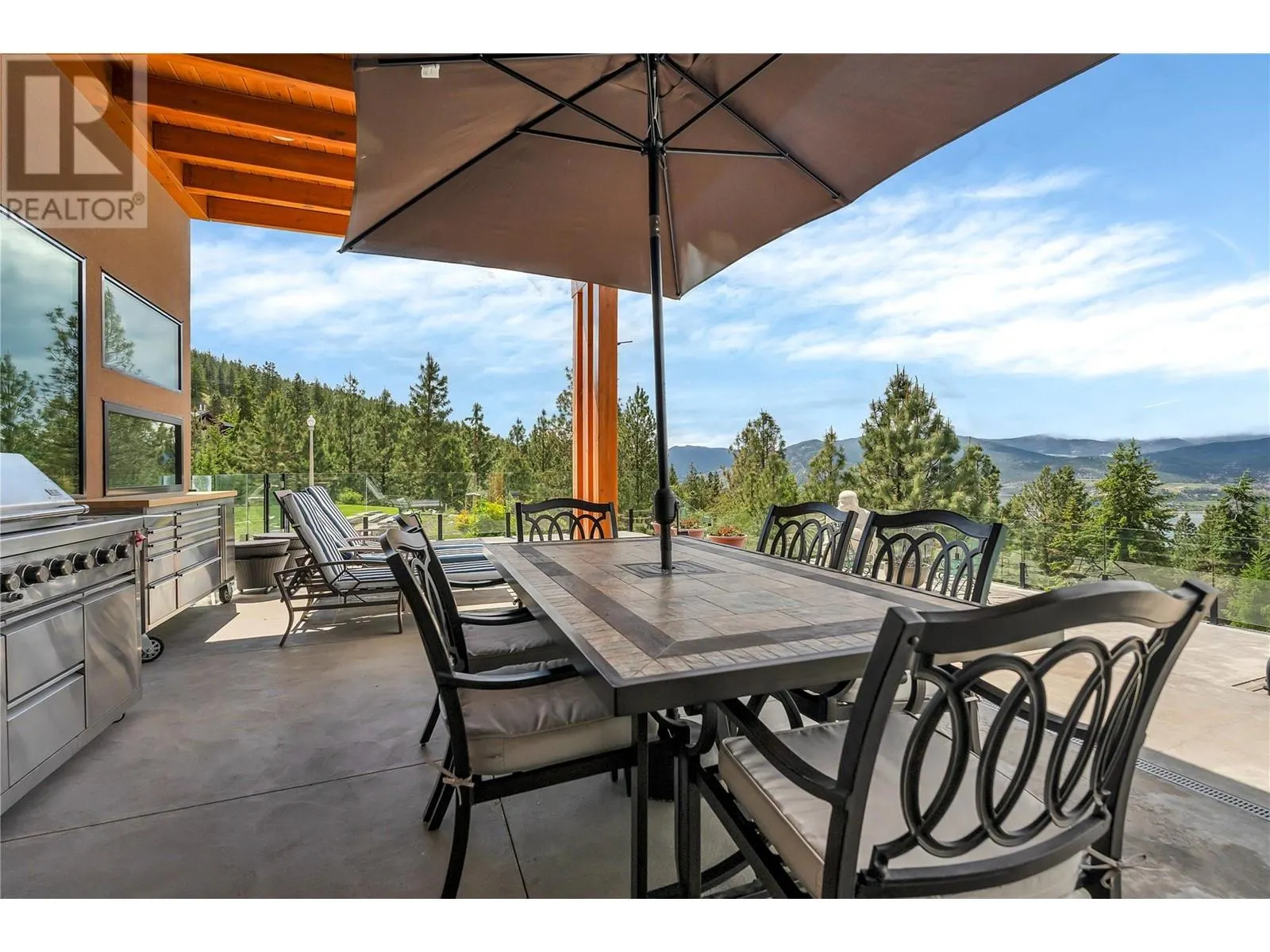 121 Flagstone Rise