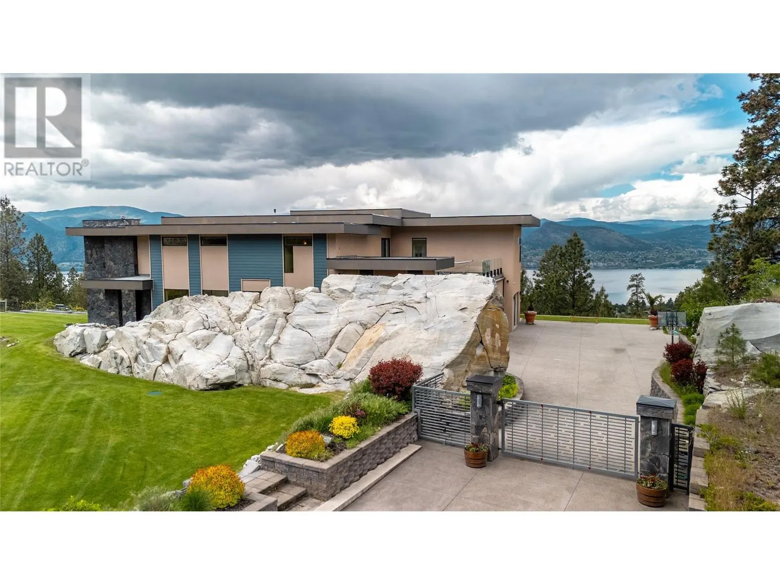121 Flagstone Rise