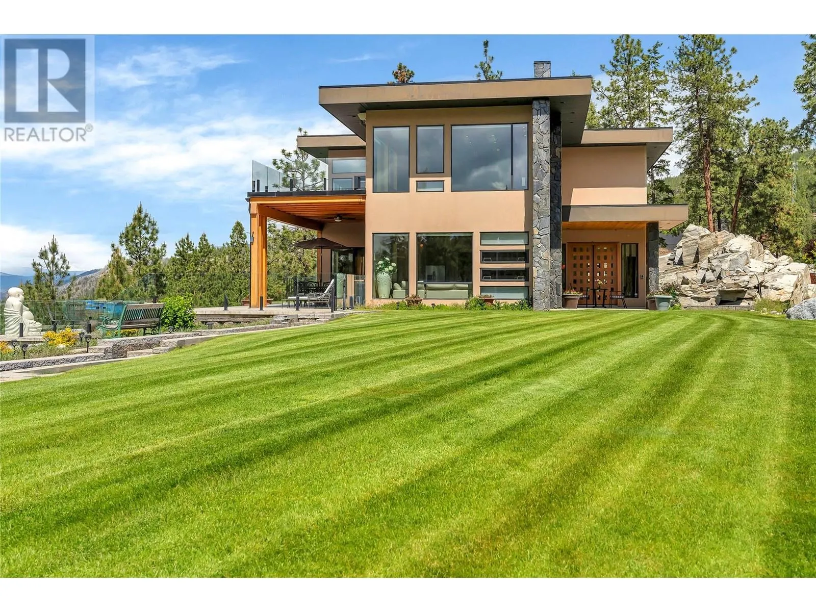 121 Flagstone Rise