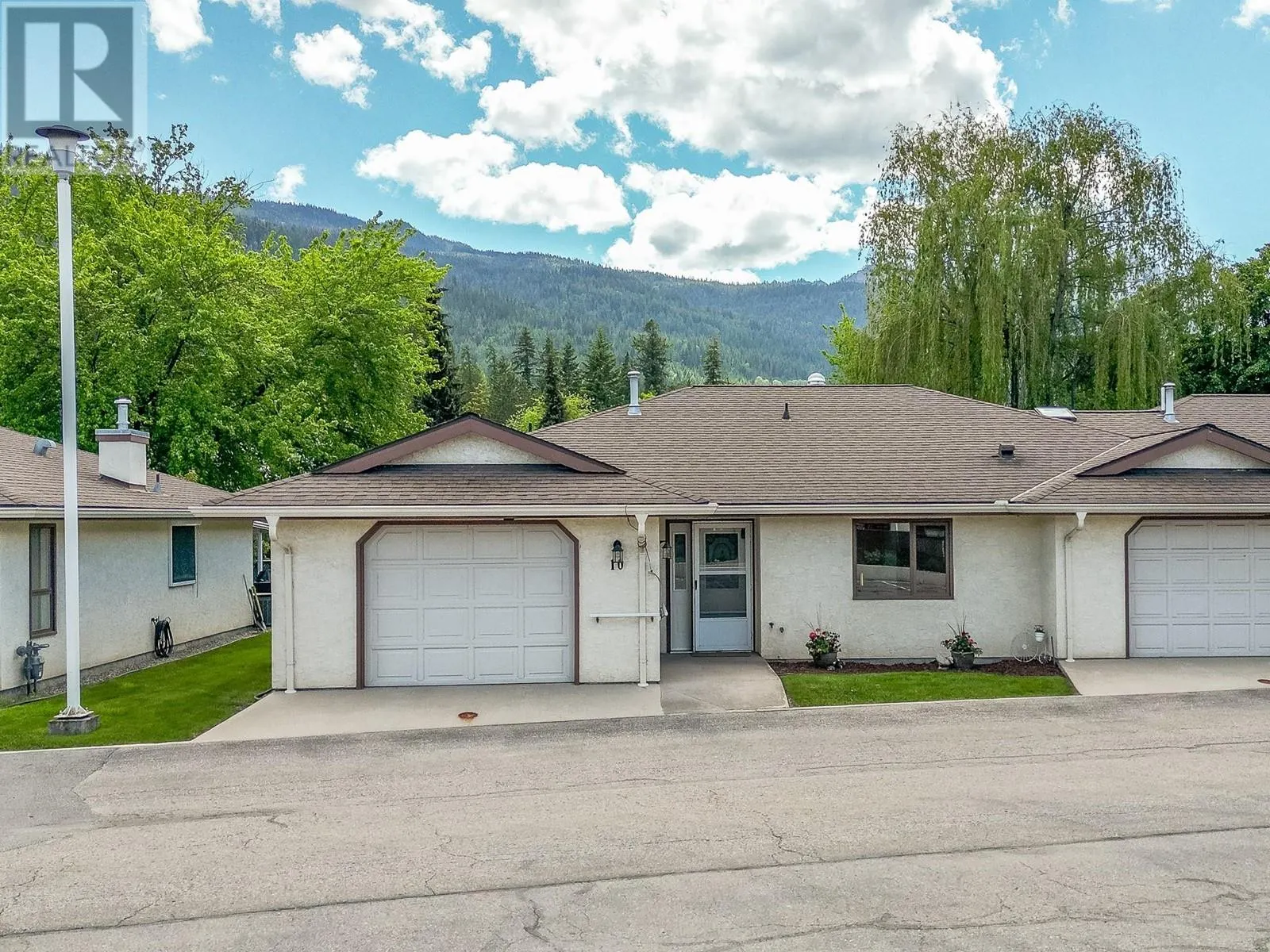 151 8 Avenue SW Unit# 10
