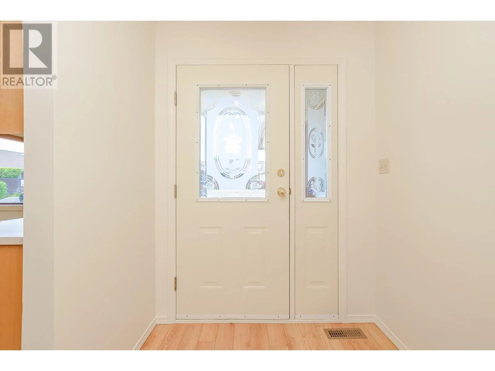151 8 Avenue SW Unit# 10